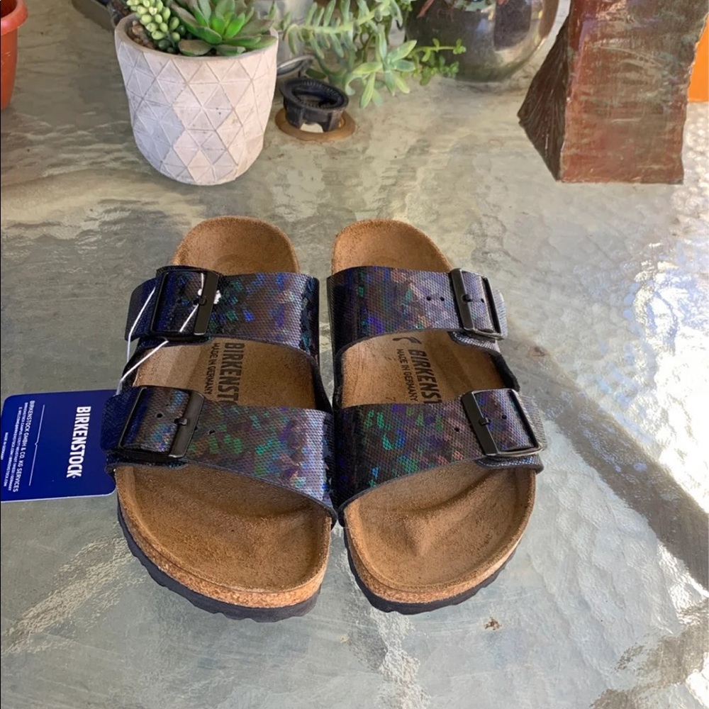 Arizona Birkenstock hologram black size 7